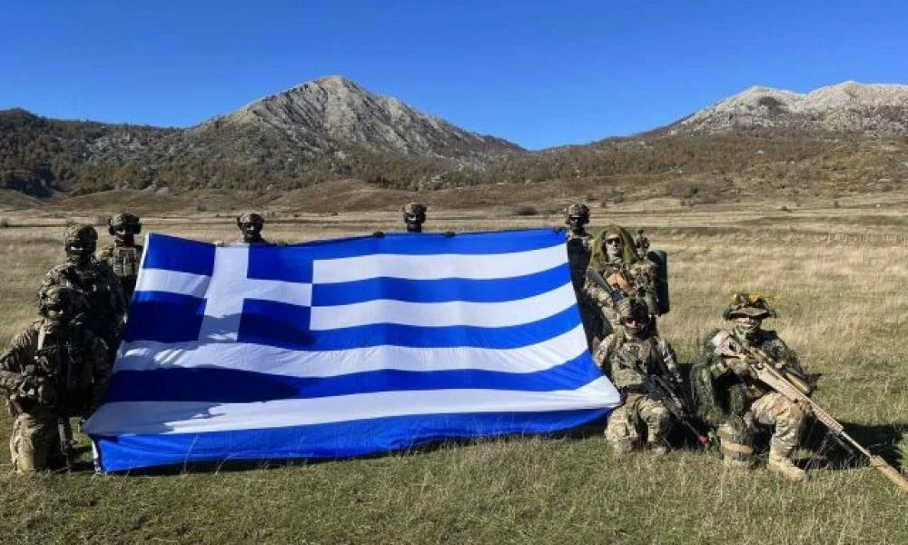 Πραγματοποιήθηκε συνεκπαίδευση Εθνικής Φρουράς και Ενόπλων Δυνάμεων του Ηνωμένου Βασιλείου σε Αντικείμενα Ειδικών Επιχειρήσεων (Εικόνες)